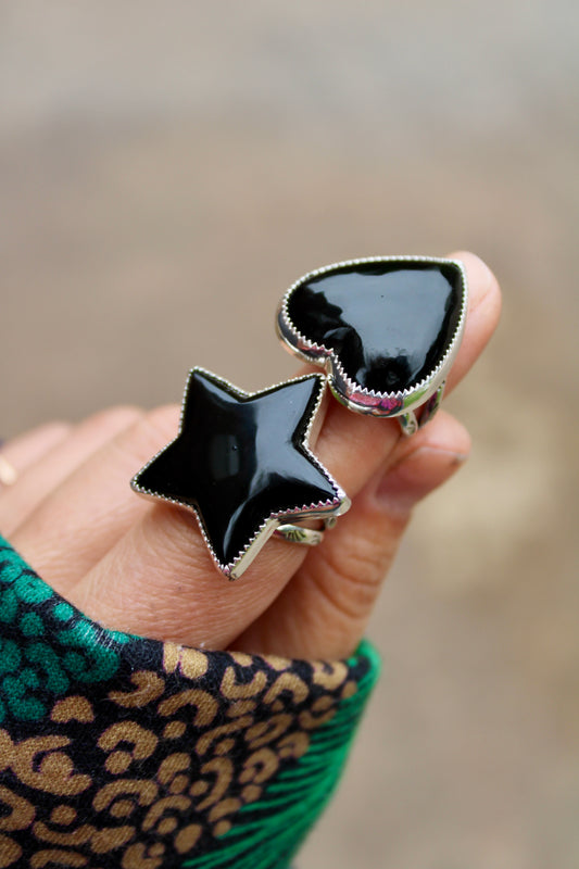 ONYX RINGS STAR/HEART