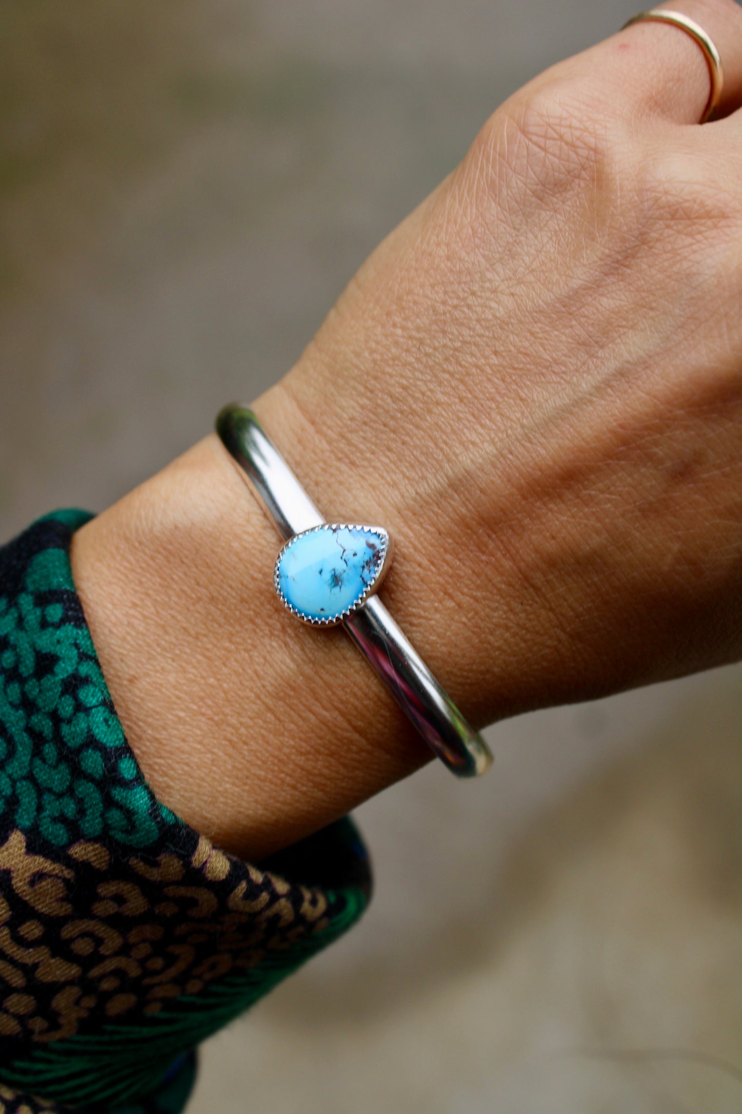 GOLDEN HILL CUFF BRACELET