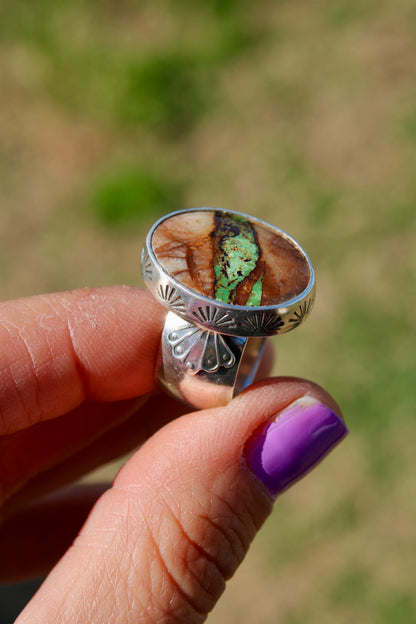 Royston Ribbon Chunky Ring Size 6.75