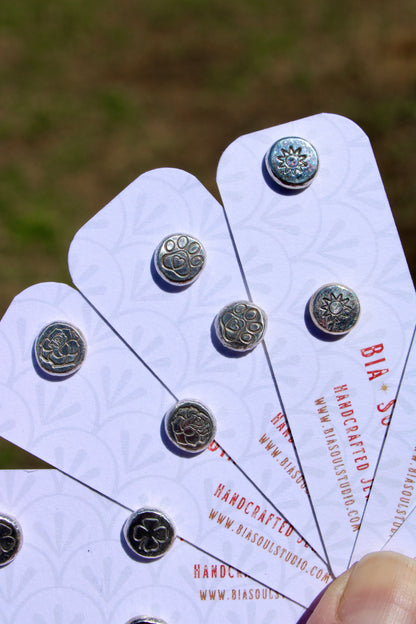 BUTTON STUDS RECYCLED SILVER