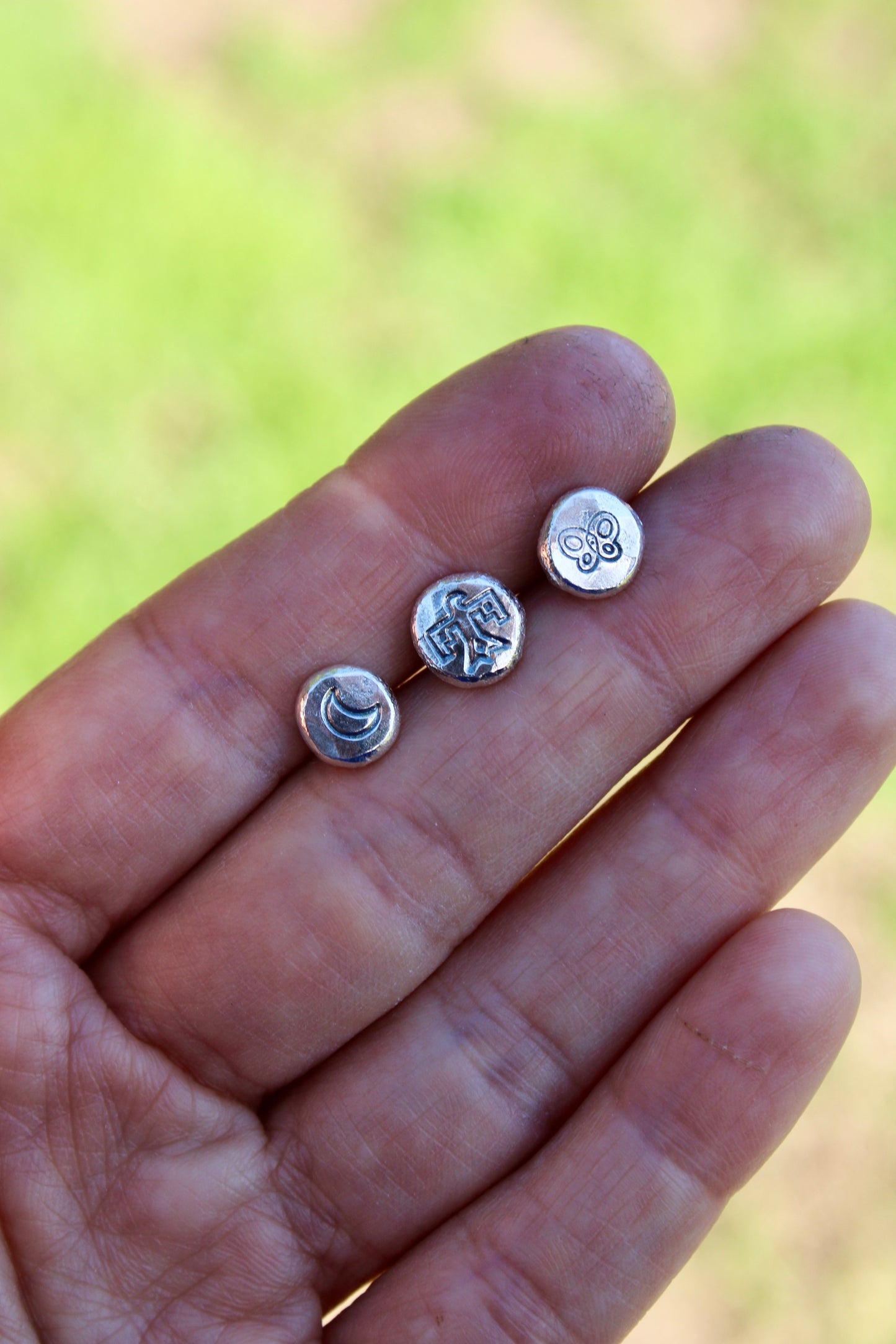BUTTON STUDS RECYCLED SILVER