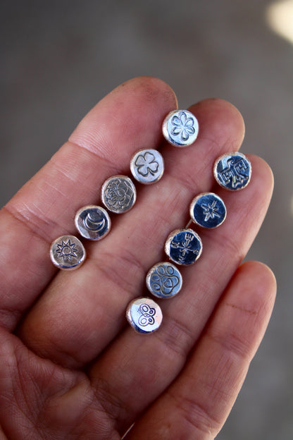 BUTTON STUDS RECYCLED SILVER