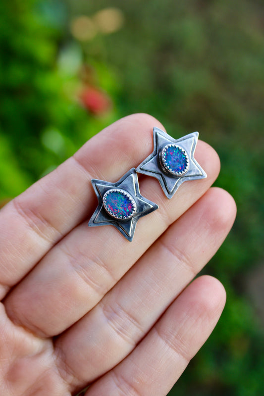 STAR STUDS