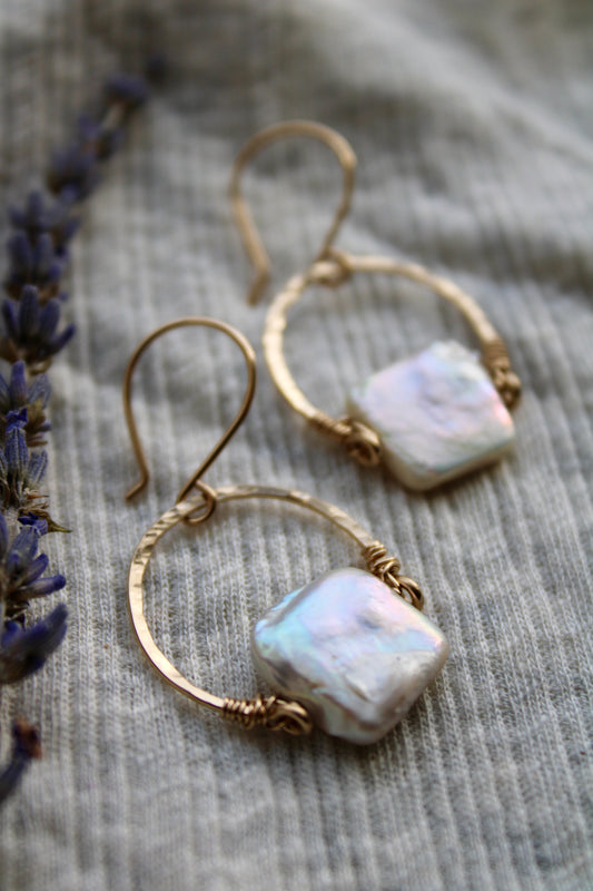 Freshwater Pearls Horizon Earrings